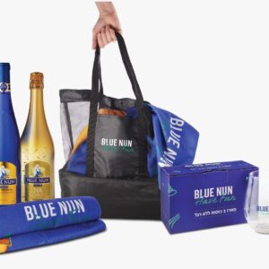 מארז חג בלו נאן - שני בקבוקים, תיק ים ומגבת